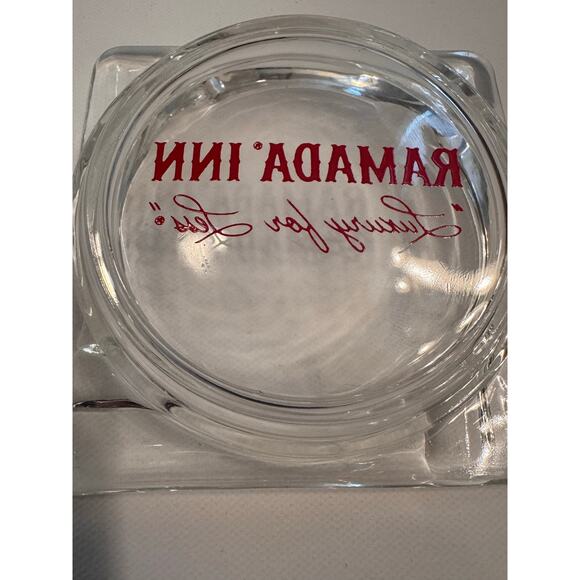 Vintage Ramada Inn Ashtray Glass Red Logo - Picture 3 of 3
